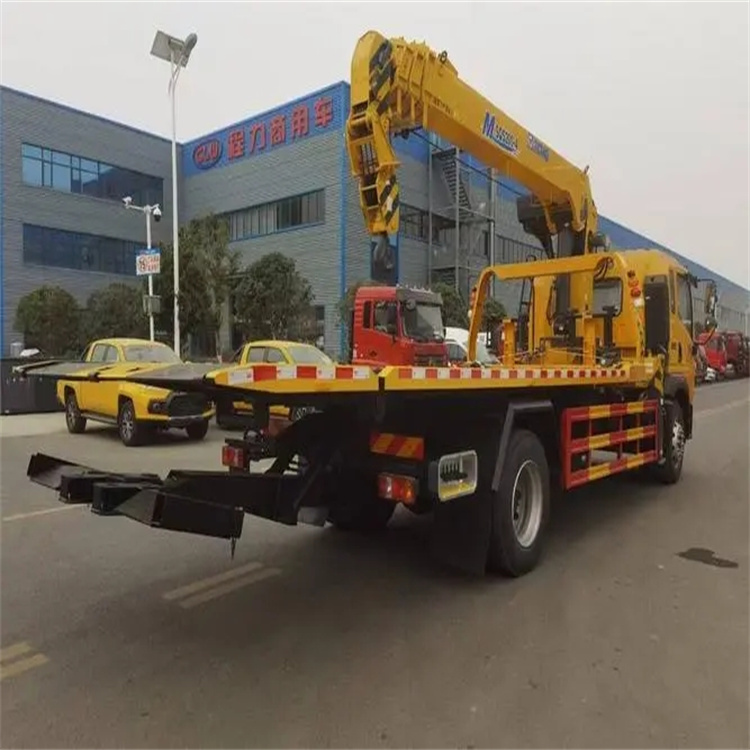 东莞生态园附近小随车吊出租电话，轻松解决搬运烦恼