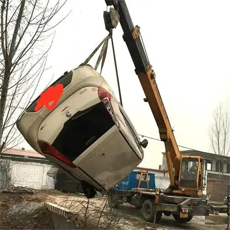 东莞生态园随时待命，吊车24小时道路救援服务全解析