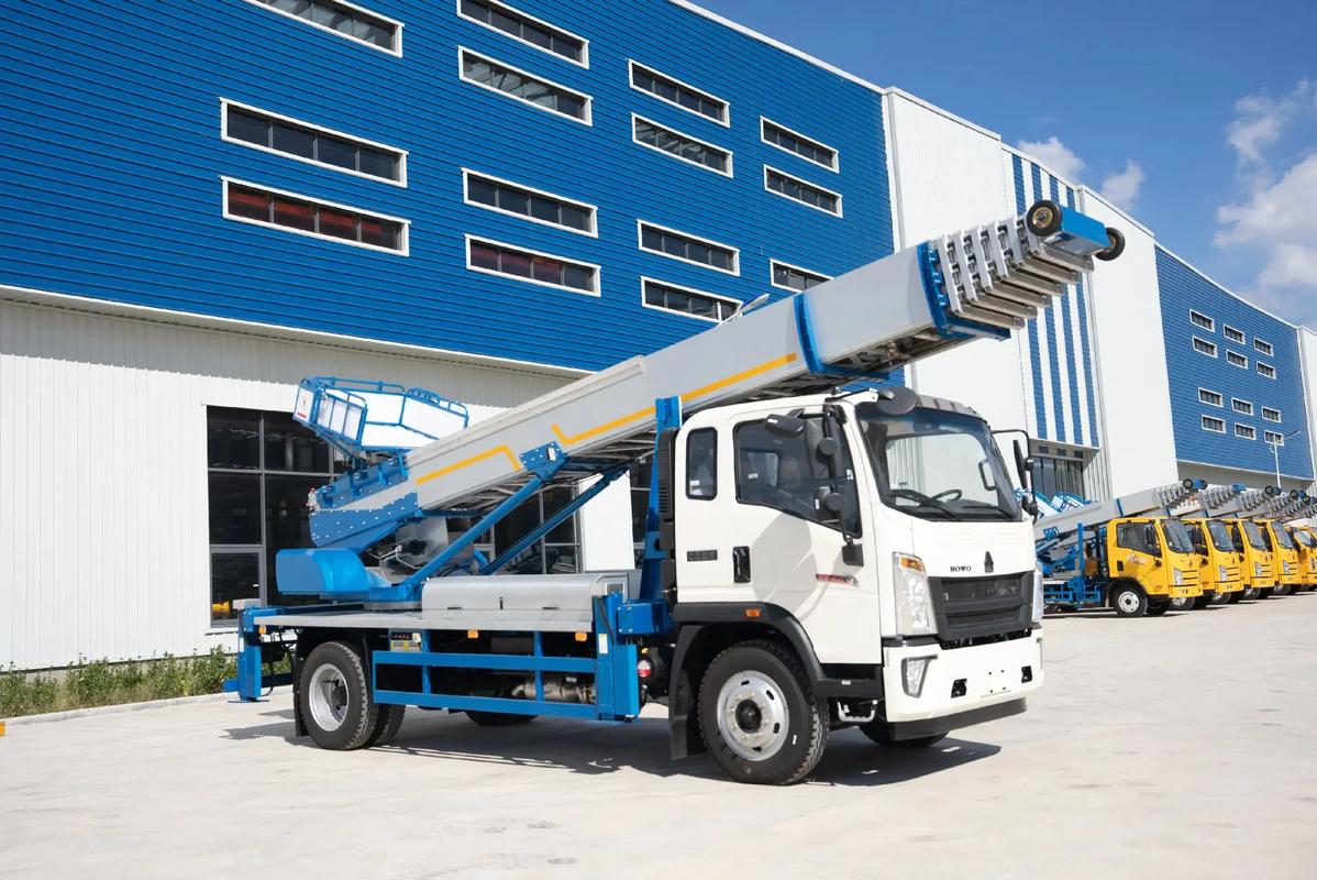 东莞生态园出租云梯车高空作业车 建筑垃圾搬运